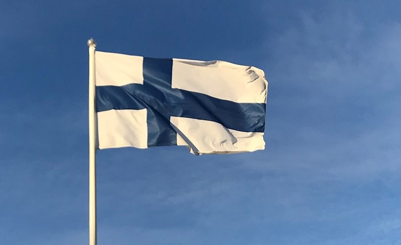 EDUCA-lippulaivan professoreille kunniamerkkejä