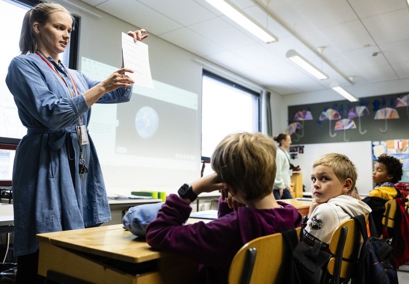 Helsinkiläiskouluihin tutkimus selvittämään yhteisopettajuuden vaikutusta lukutaitoon